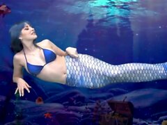 Camsoda Masturbating mermaid get legs