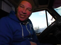 Amateur honey gets pumped in the van