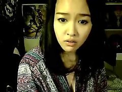 slut yummy asian flashing boobs on live webcam