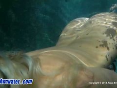 payton simmons underwater