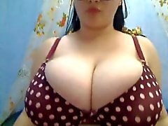 huge tits webcam xxxht 1