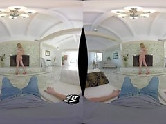Fuck A Porn Star: Brett Rossi (VR)