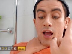 'Brazzers - Blondie Fesser Puts Jordi's Big Hard Cock To Proper Use & Drains It Of All Of Its Cum'