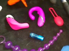 Amateur wife masturbates with toys (Tour of my toy collection)